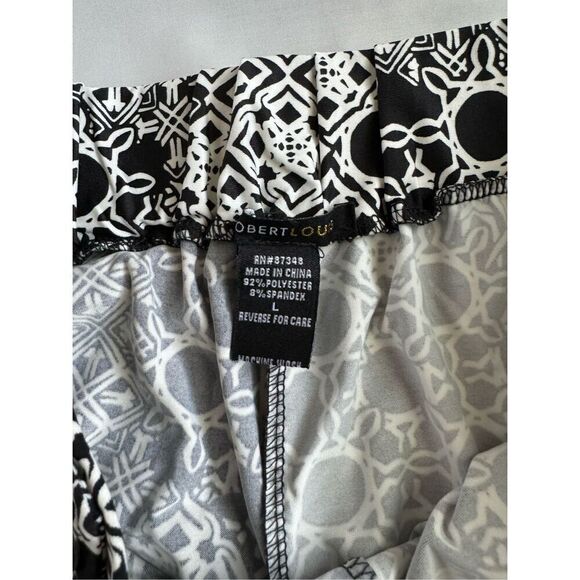 Robert Louis Pants - Picture 3 of 7